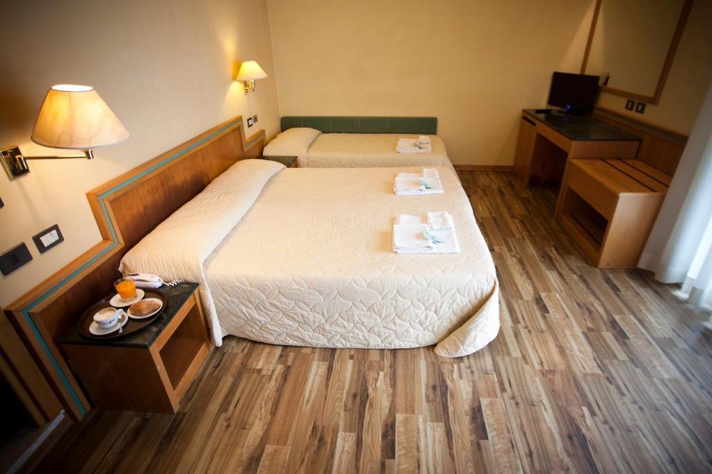 Hotel Marina Bay Rimini Esterno foto